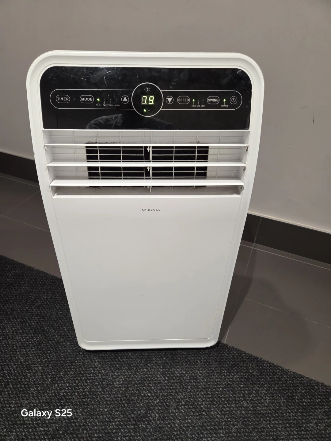 Insignia Portable Air Conditioner - photo 5