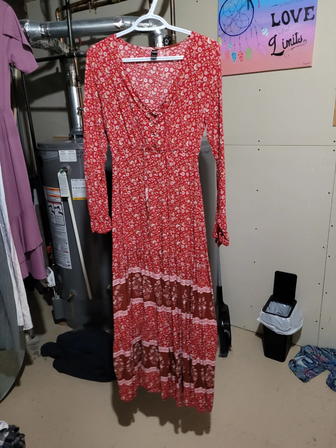 Lots of beautiful dresses - photo 4
