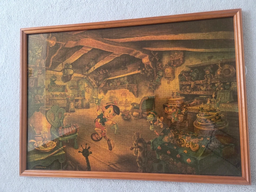 Framed Disney Pinocchio 1000-piece Jigsaw Puzzle