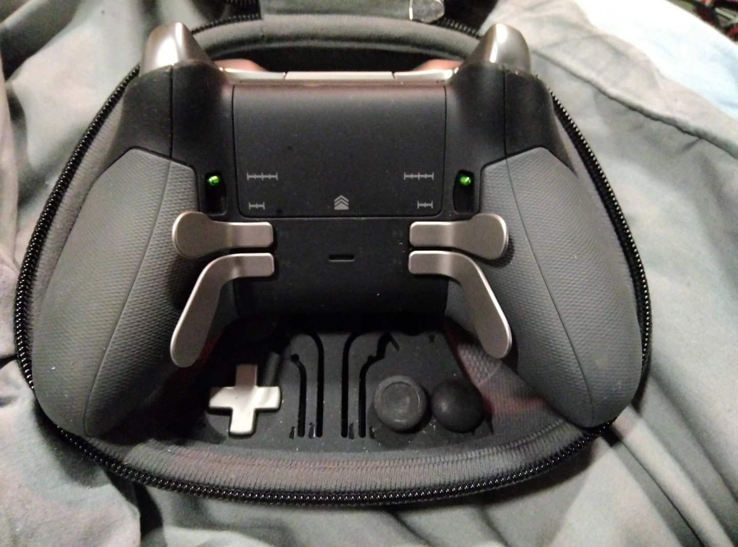 Xbox Elite Series 2 Controller with Carrying Case - photo 4
