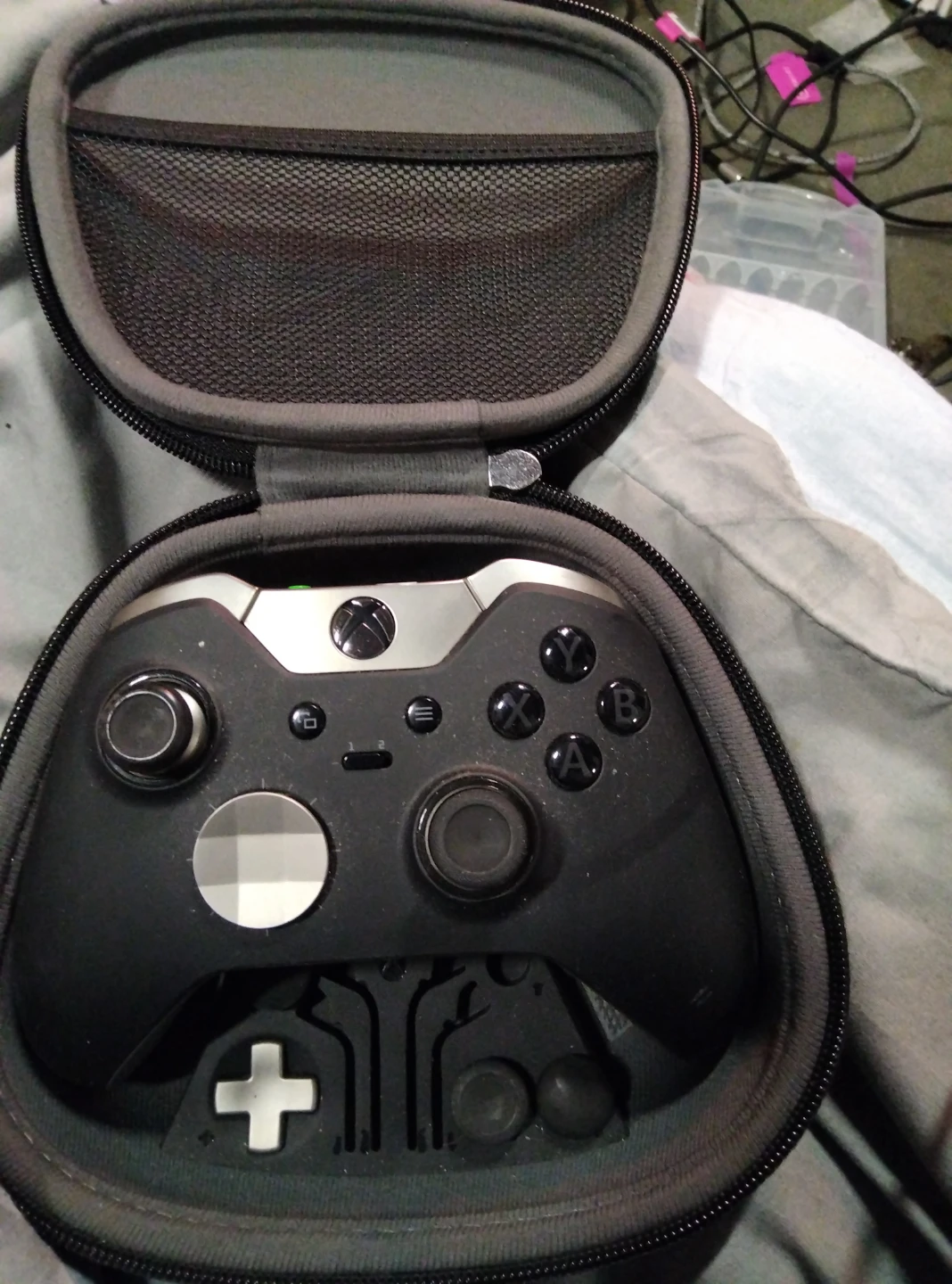 Xbox Elite Series 2 Controller with Carrying Case - photo 5