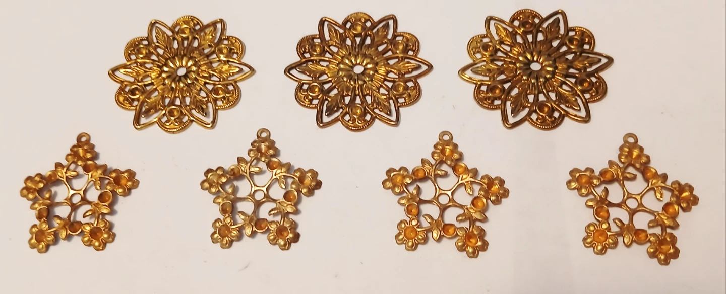 Lot of 5: Gold Tone Filigree Charms & Pendants