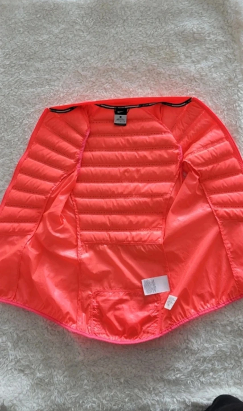 ⚽ EUC Nike Running Vest - Size S - Neon Orange - photo 3