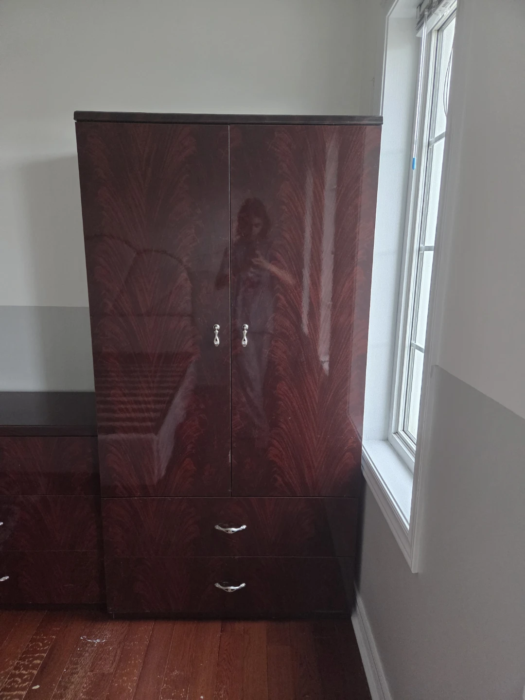 Vintage Dresser, Armoire and bed side tables (2 picese) - photo 3