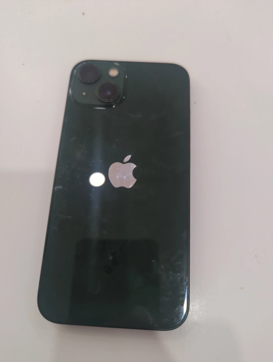 iPhone 13 - photo 2