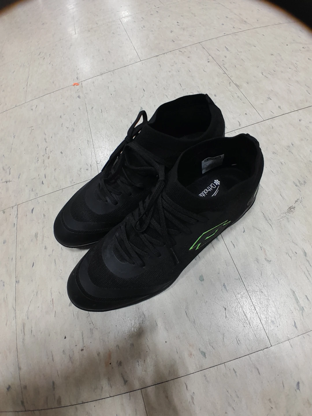 Lotto Black Indoor Soccer Shoes Men's Size 9 - photo 5