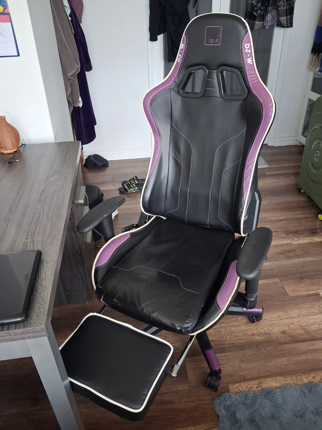 DTW Gaming Chair with Footrest - Black and Purple ⚽ - photo 2