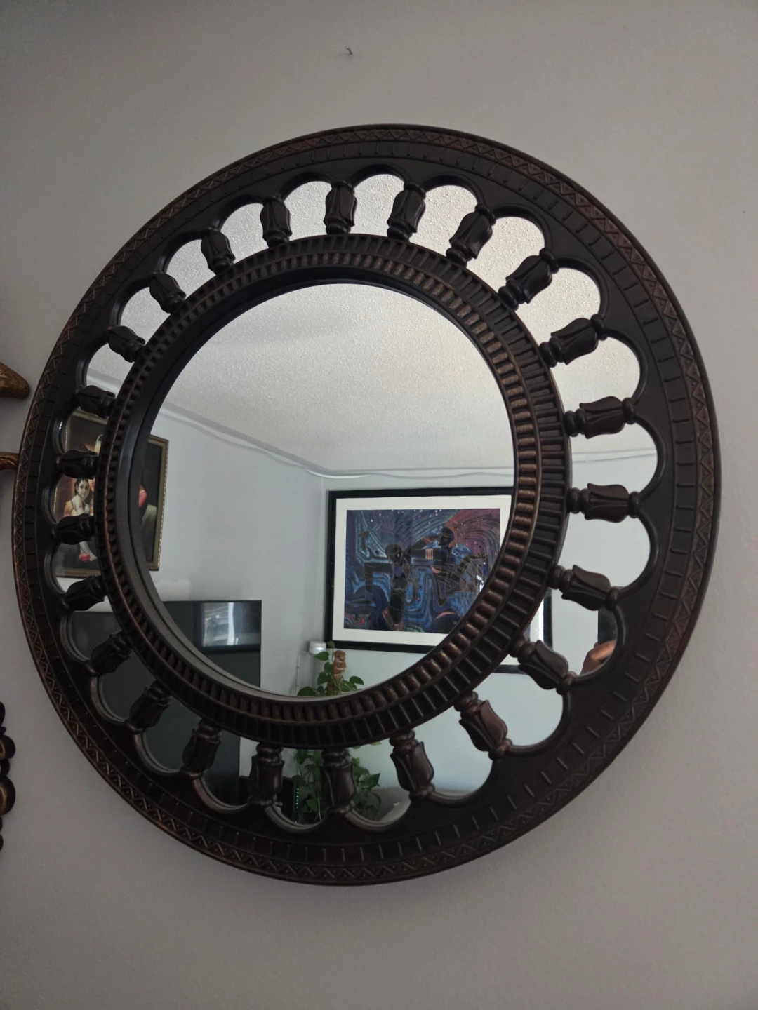 Decorative Round Wall Mirror