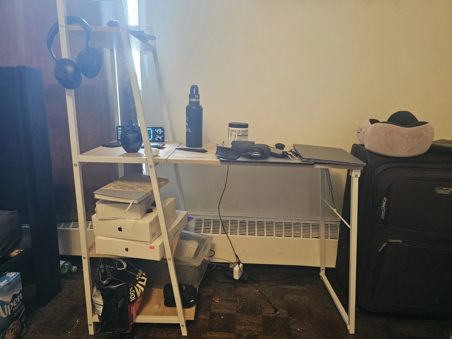CHAIR and TABLE set