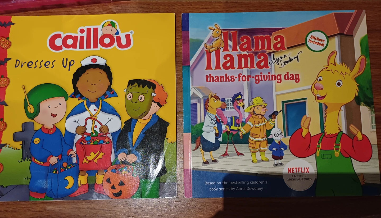 ⚽  FREE: Caillou Dresses Up & Llama Llama Thanks-for-Giving Day