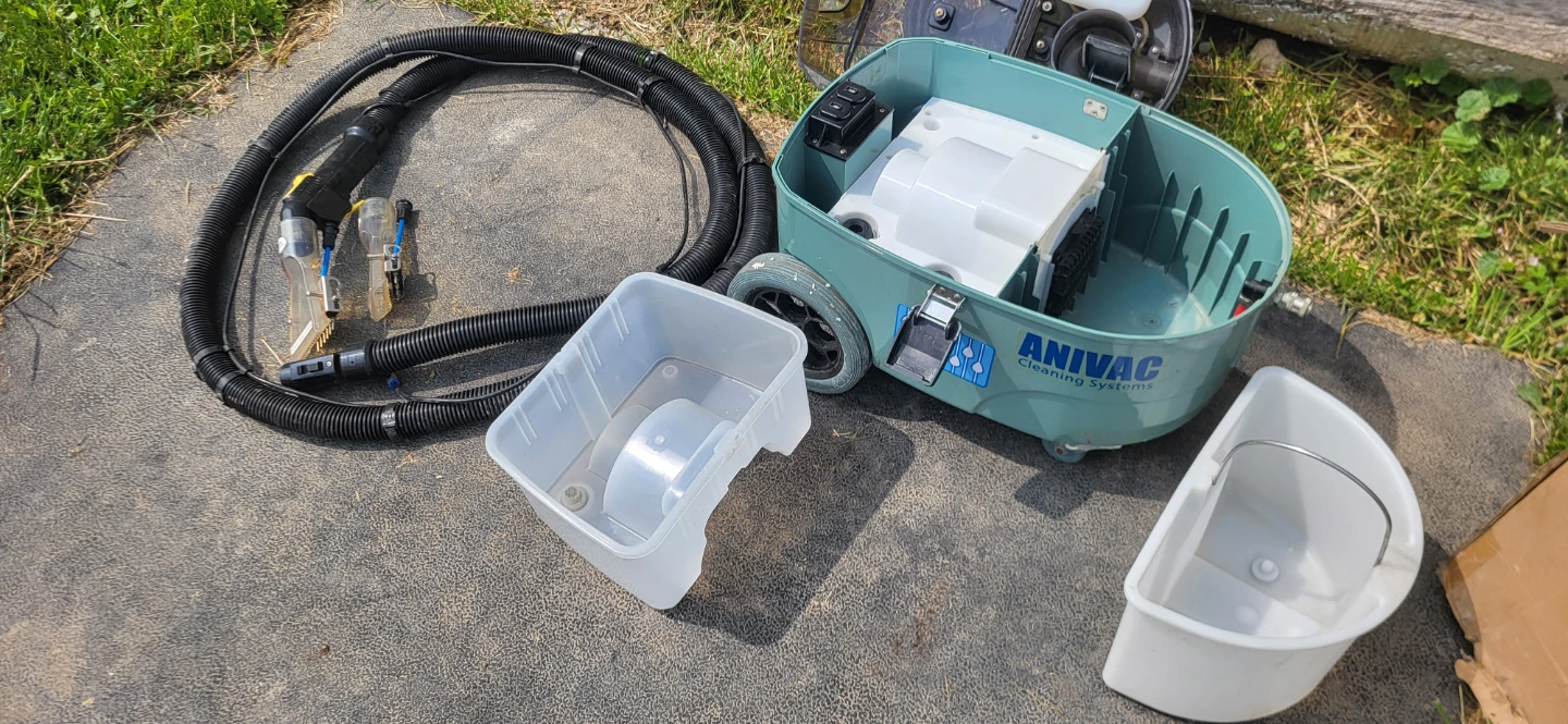 Anivac cleaning system for horses & dogs - photo 3
