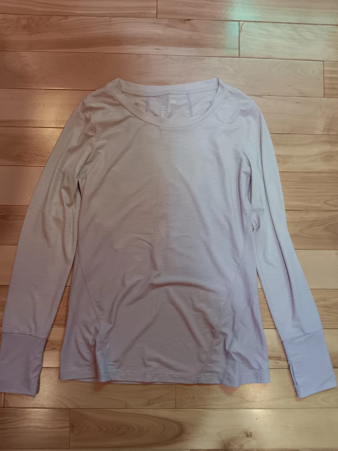 Gap Fit Long Sleeve Athletic Top - photo 5