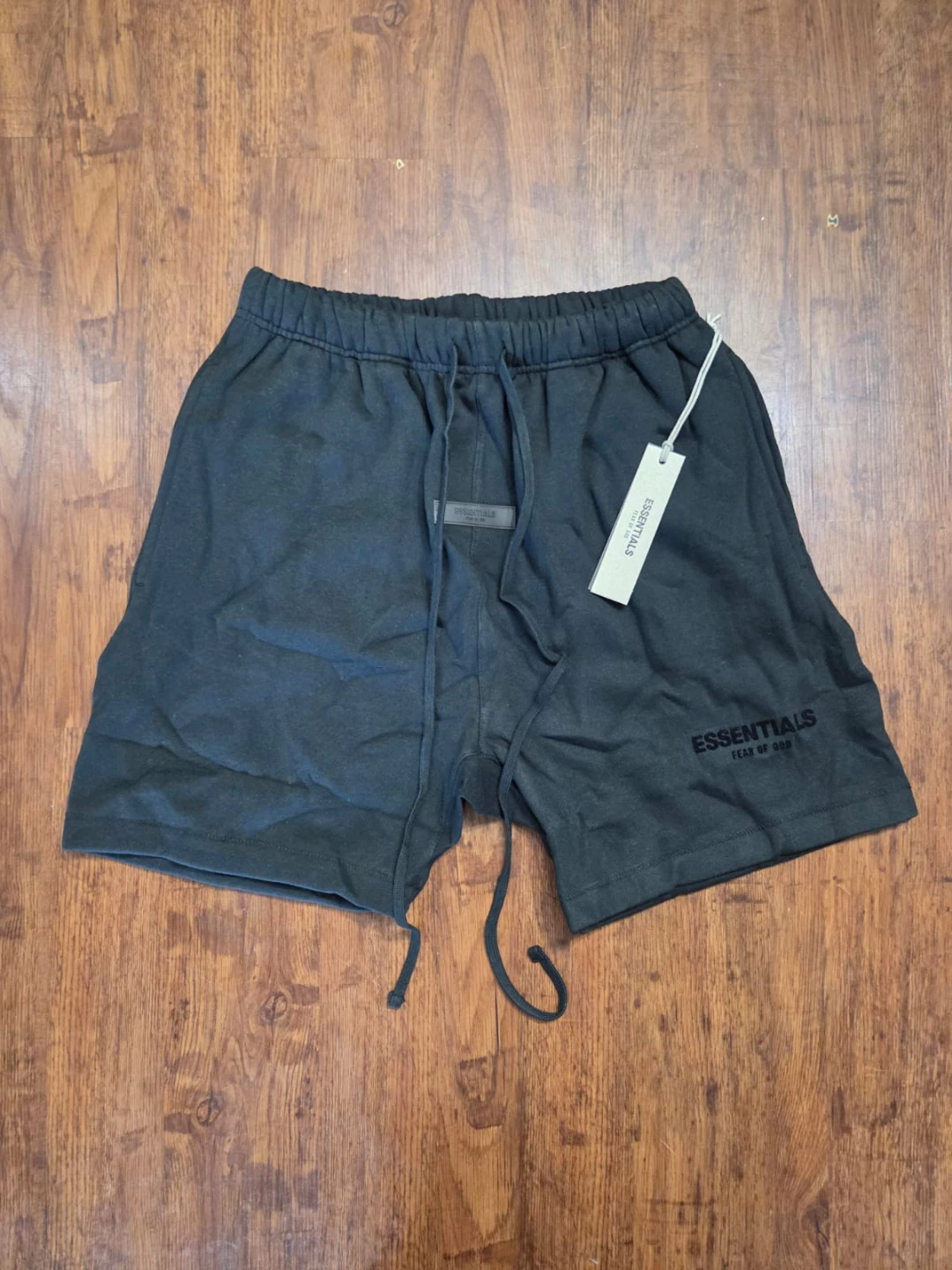 Brand New Essentials Shorts Size M - photo 2