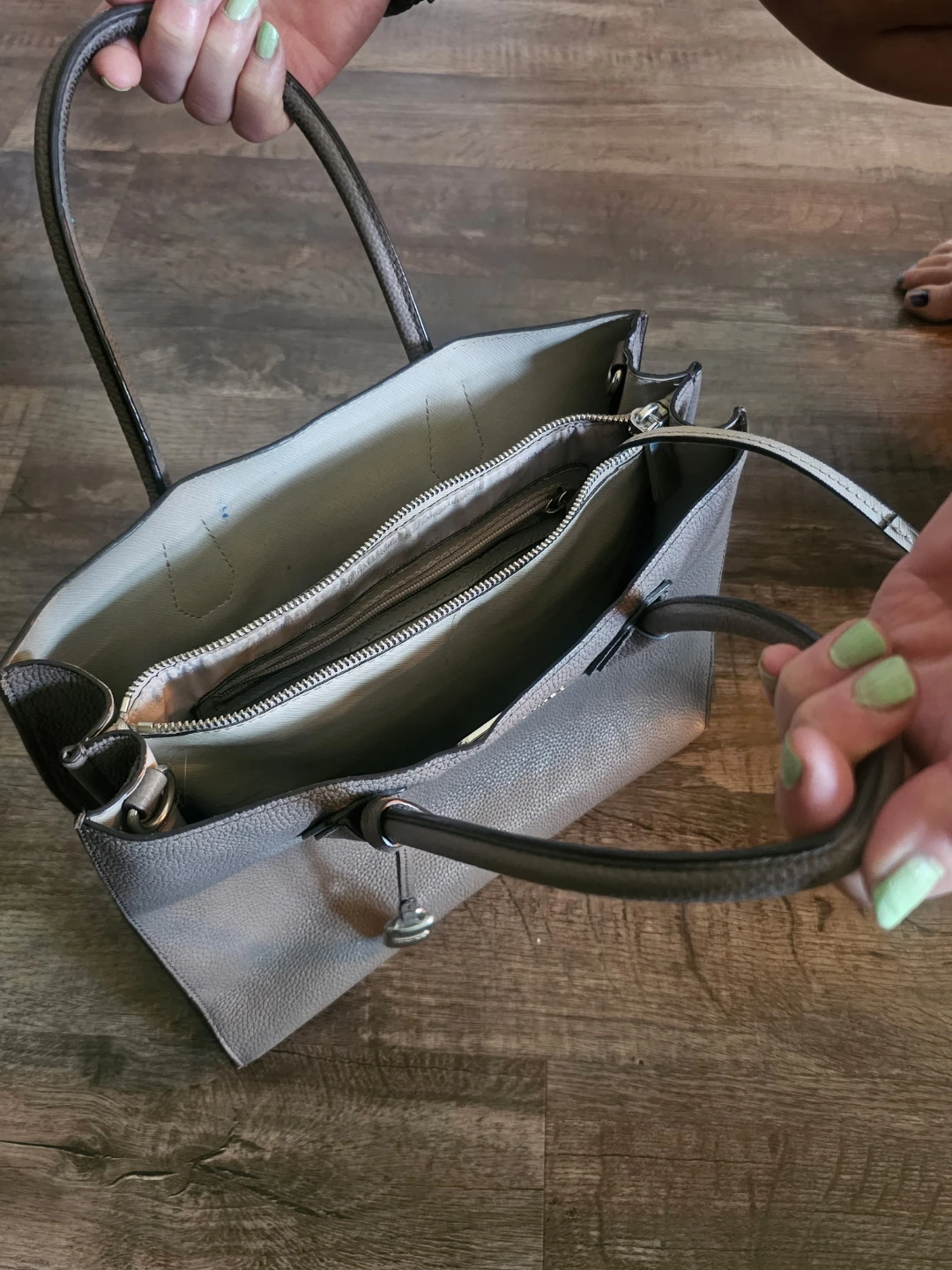 Michael Kors Gray Leather Tote Bag - photo 2