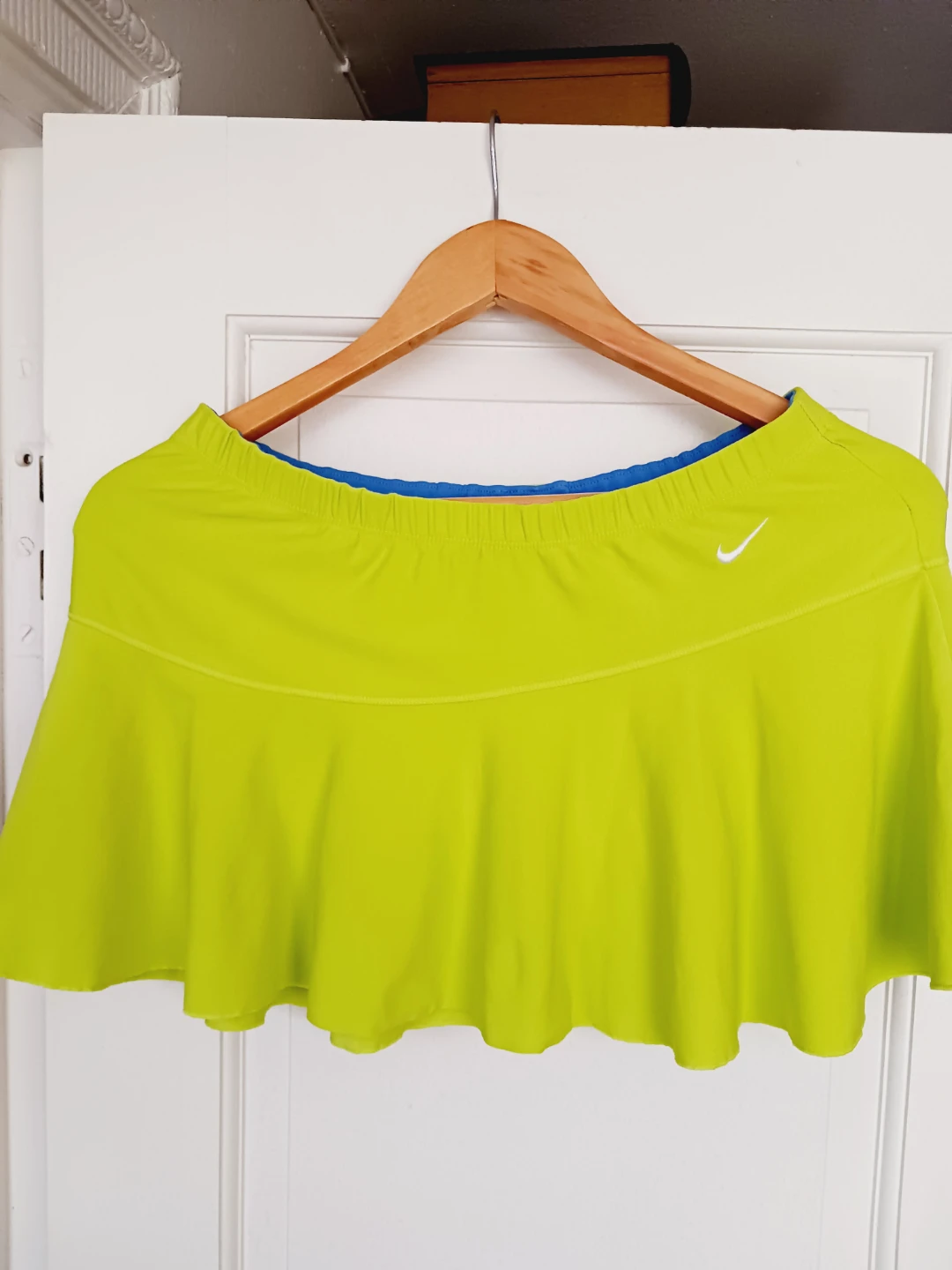 Nike Women's Tennis Skirt - Neon Green. Size M. - photo 2