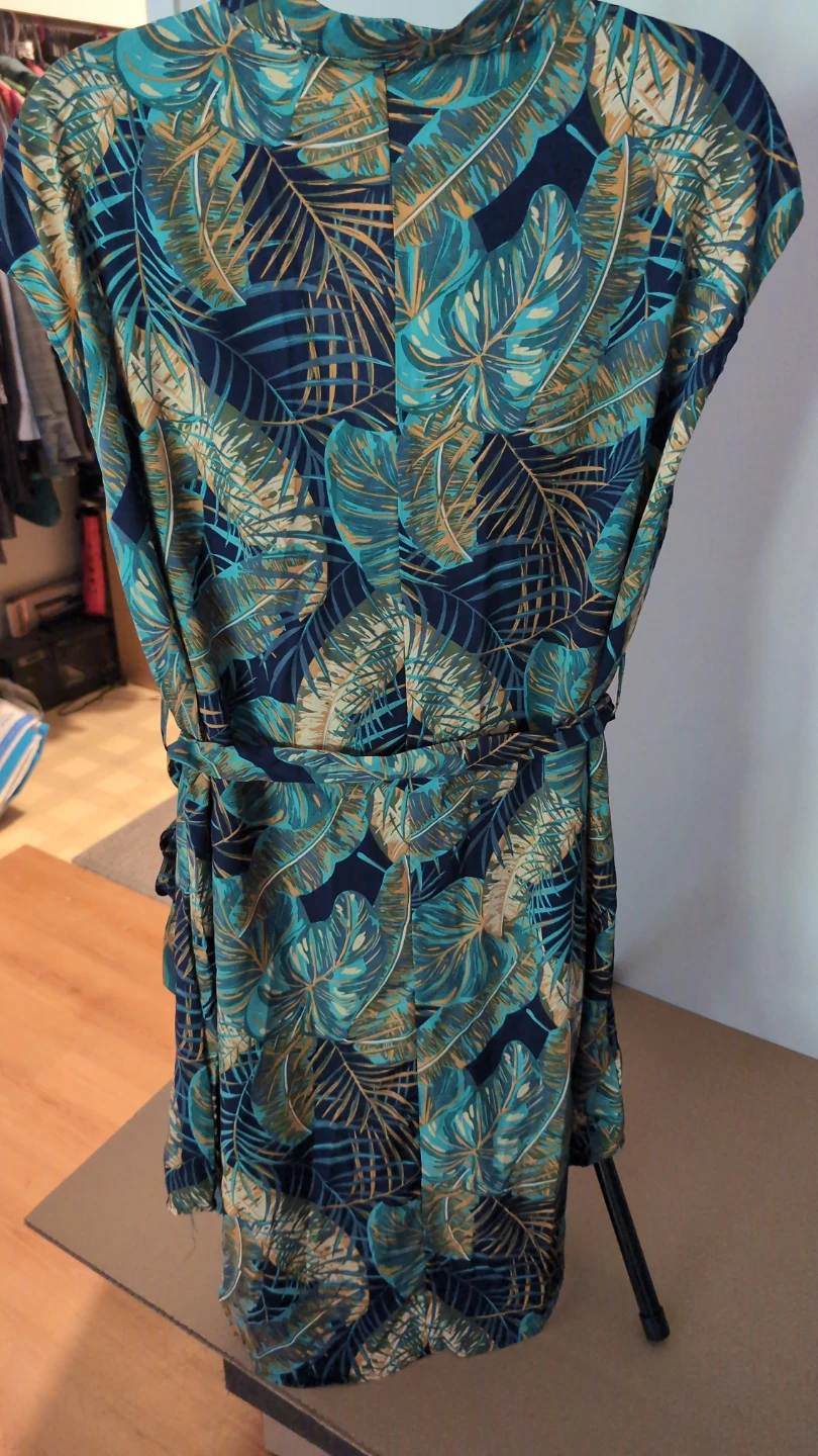 Tropical Print Wrap Dress 0XL - photo 3