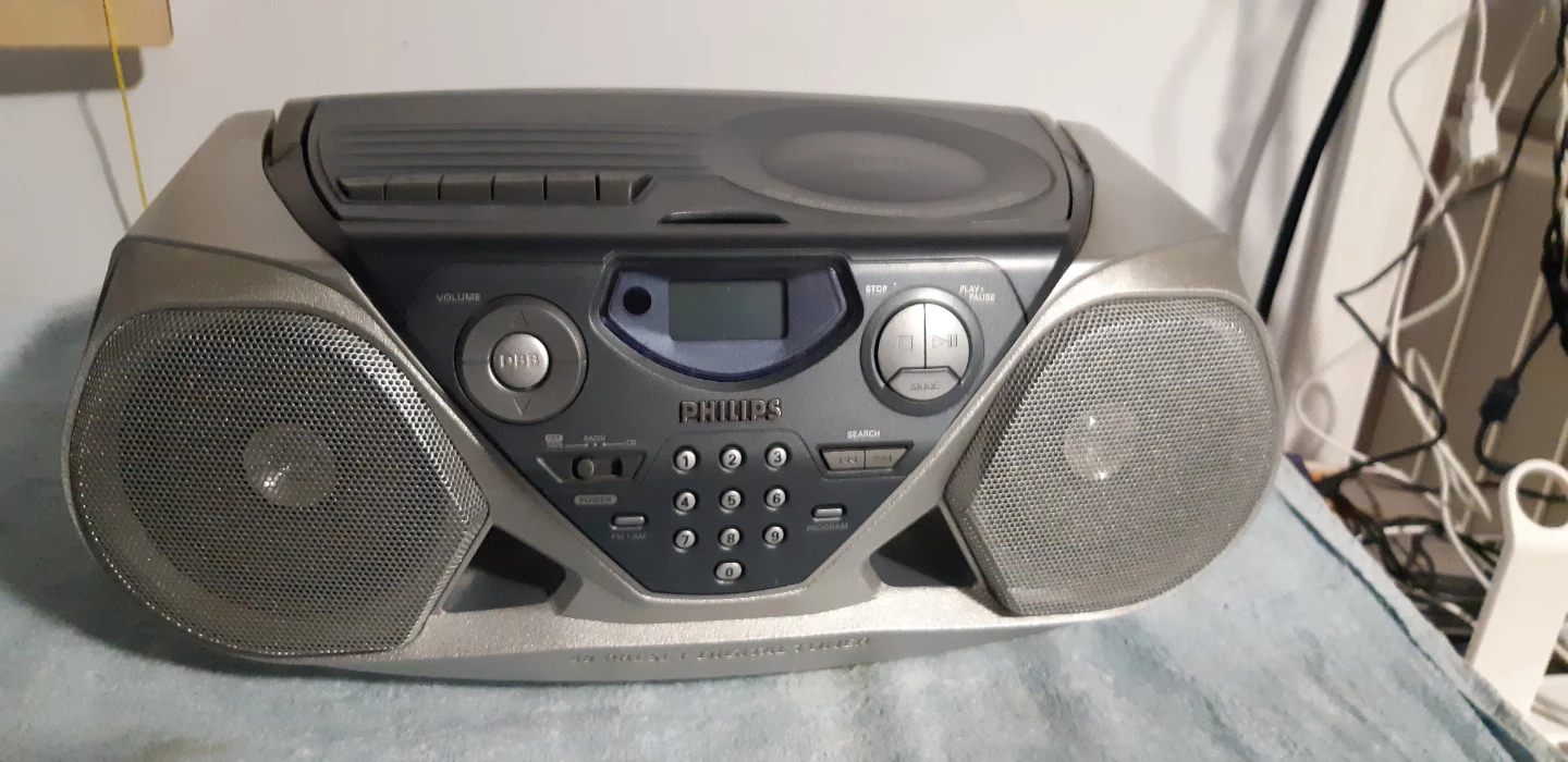 Philips Boombox CD Player Cassette Recorder Radio