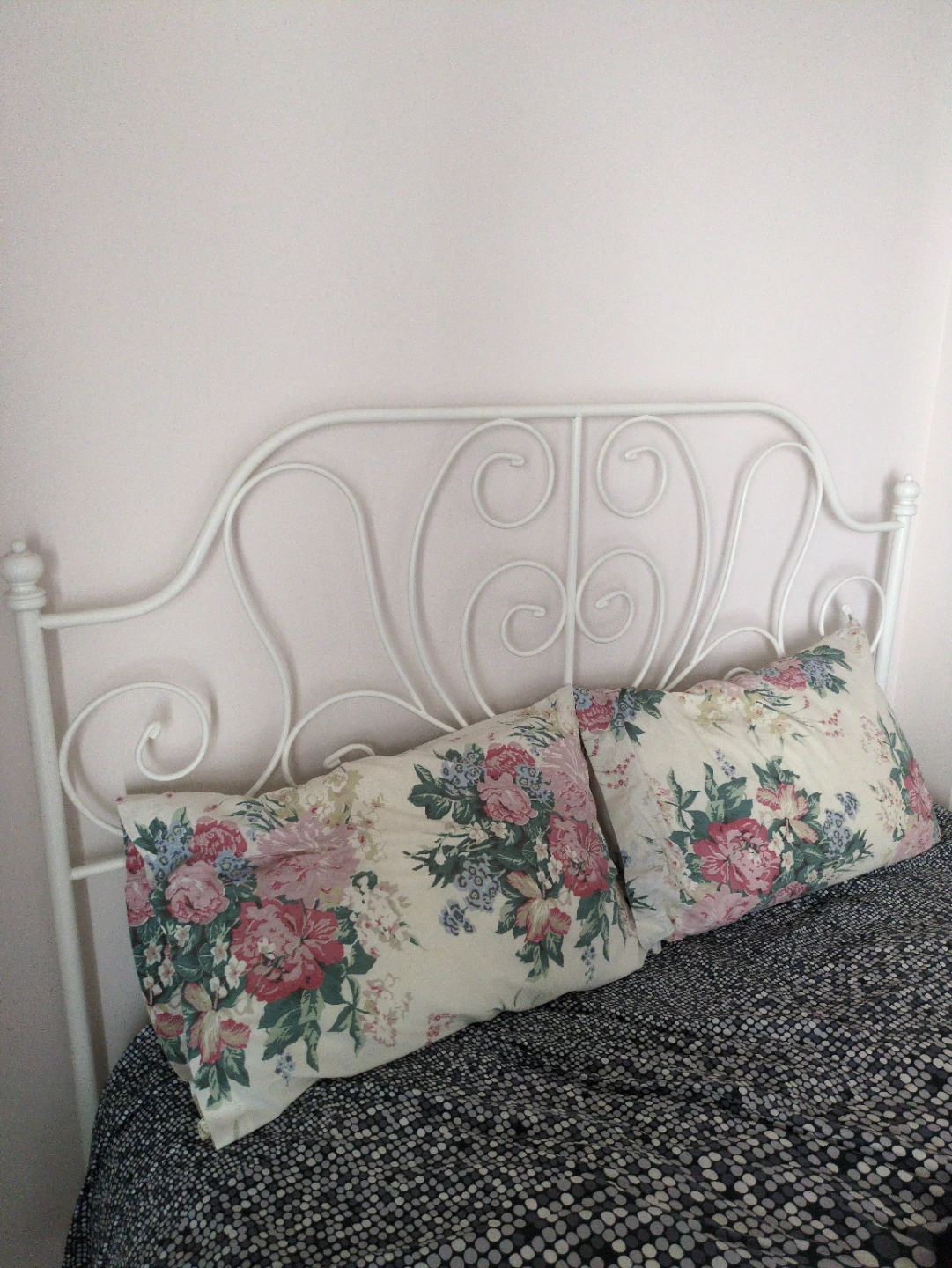 IKEA Leirvik White Metal Bed Frame - photo 3