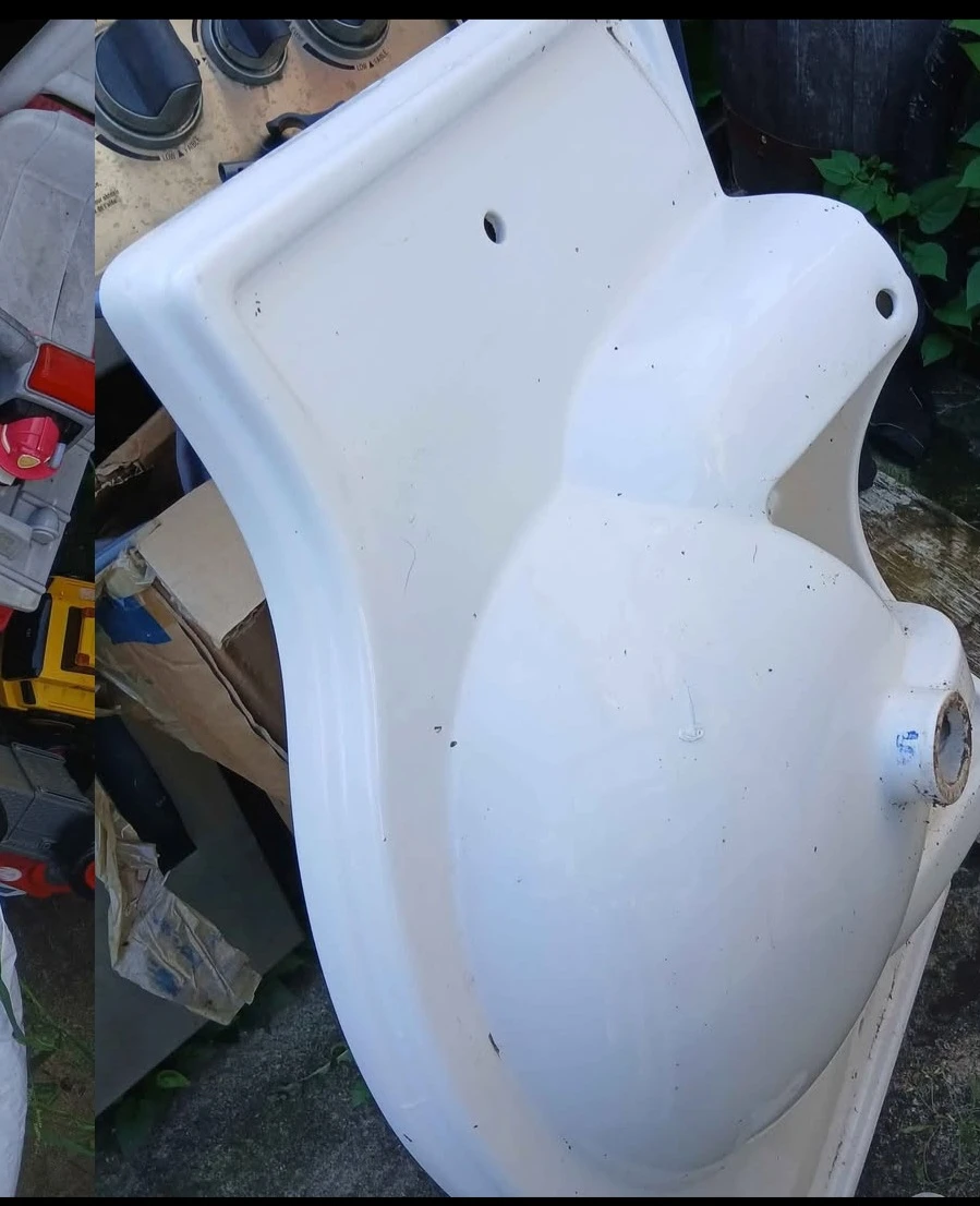 White Ceramic Bathroom Sink - photo 3