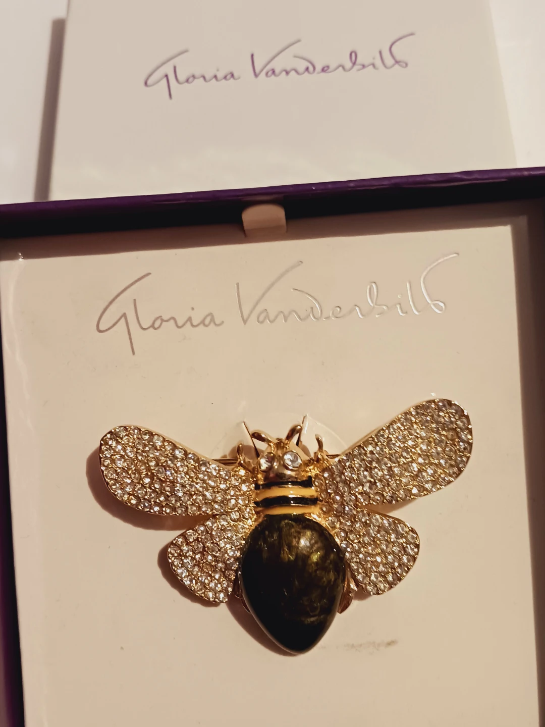 NEW !! GLORIA VANDERBILT SWAROVSKI CRYSTAL BEE BROOCH - photo 2