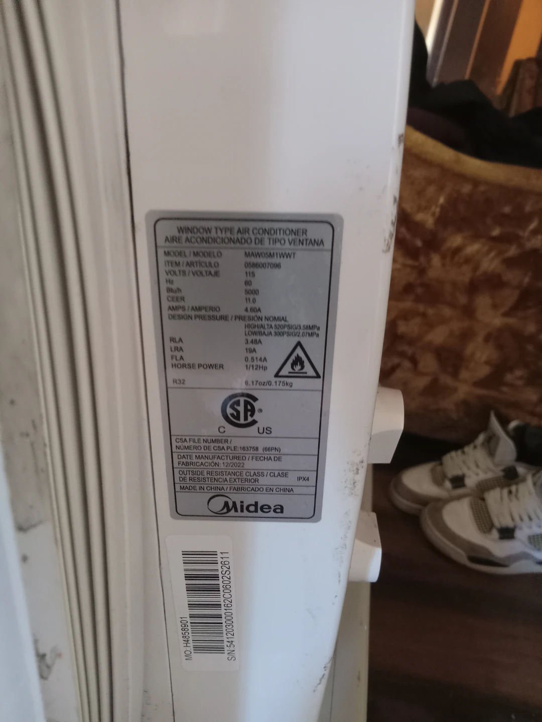 Midea Window Air Conditioner - photo 2