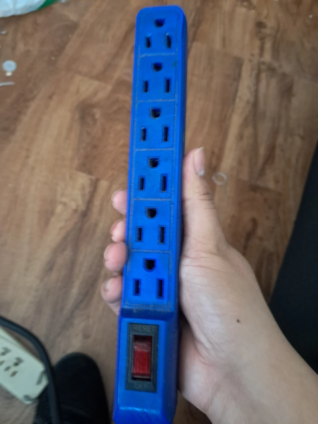 Blue 6-Outlet Power Strip