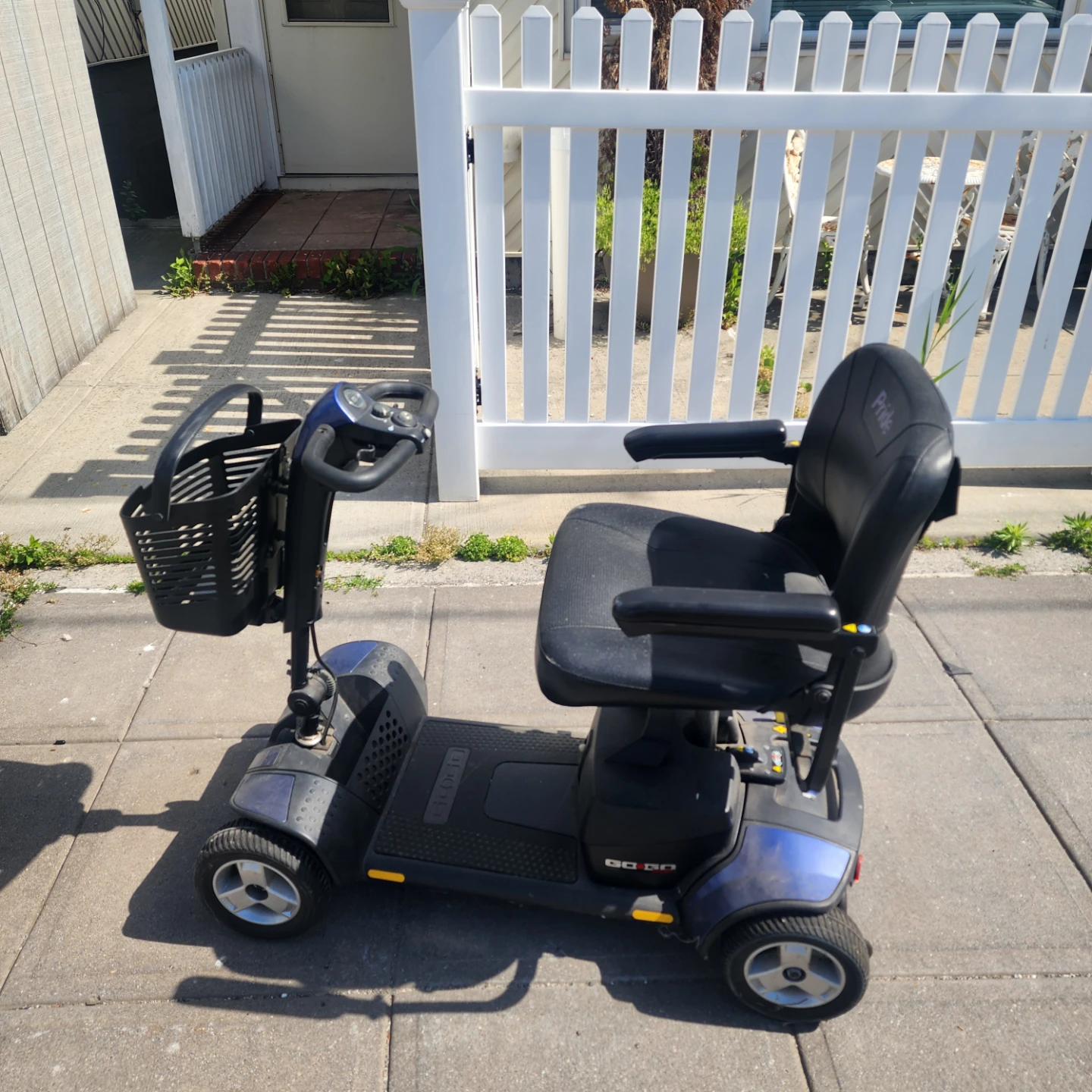Pride Go-Go Mobility Scooter - photo 2