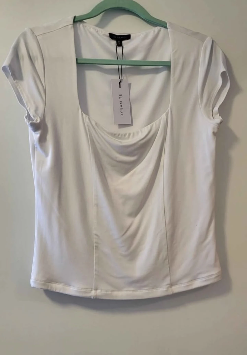 NEW Dynamite White Cap Sleeve Tee Large - photo 3