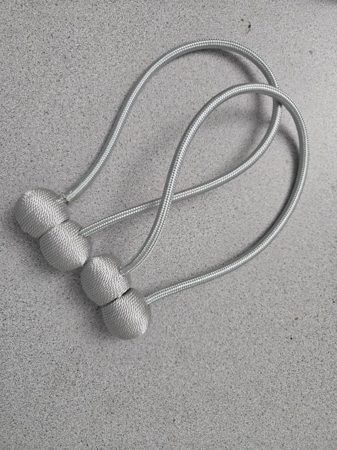 Magnetic Curtain Tie-backs (Set of 2)