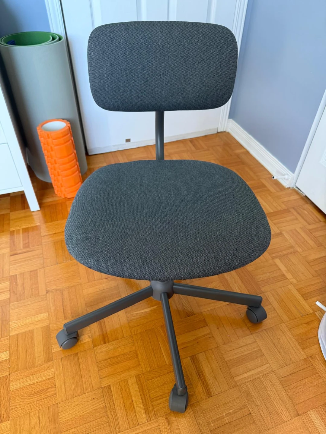 IKEA Grey Swivel Office Chair - photo 3