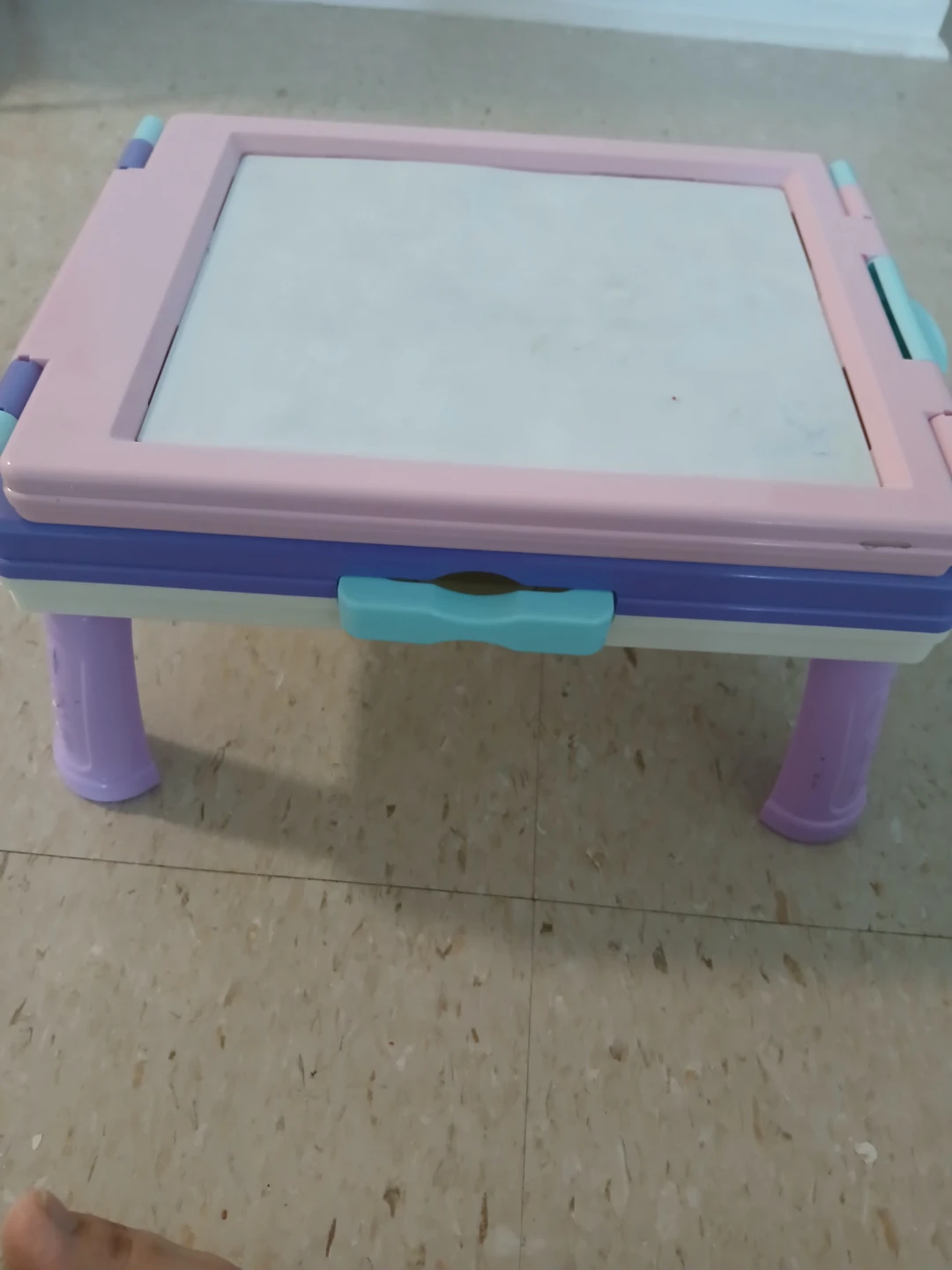 Black and white board for toddlers - photo 4