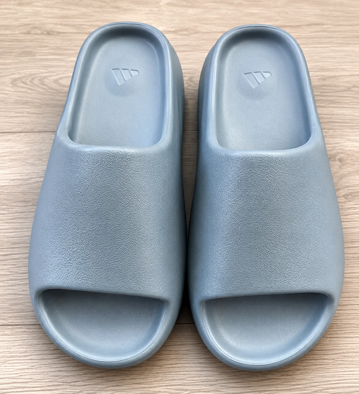Adidas Adilette Comfort Slides