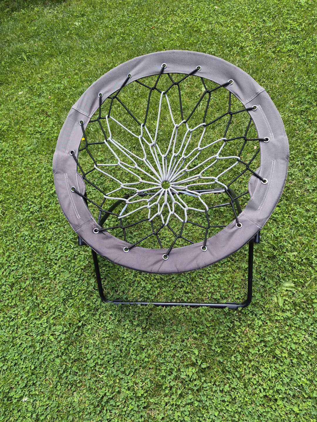 Round String Chair