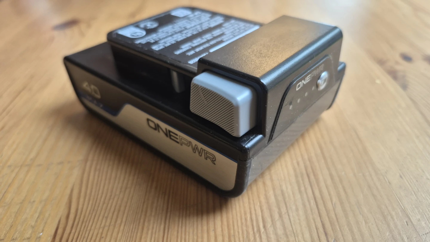 ONE+PWR 20V MAX 4.0 Ah Lithium-Ion Battery with Charger - photo 2