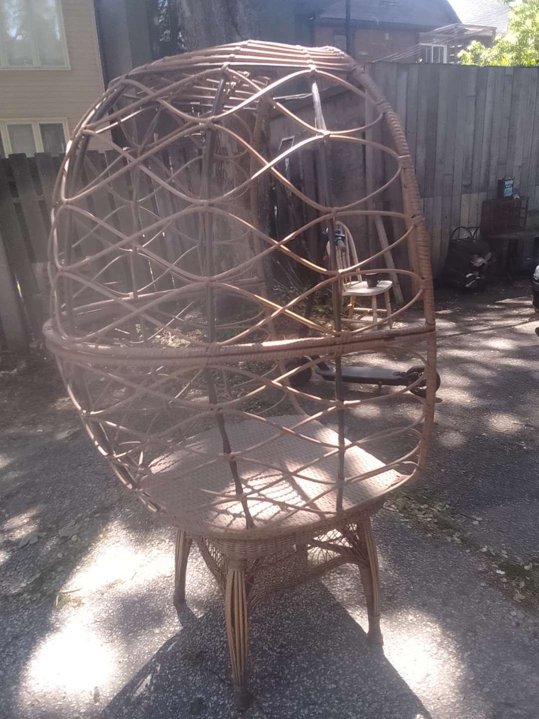 BEAUTIFUL EGG LOUNGE CHAIR INDOOR OUTDOOR - photo 3