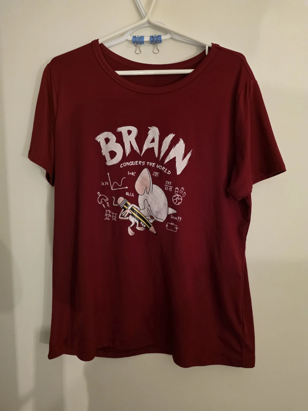 Maroon T-Shirt with 'Brain Conquers the World' Graphic - XL