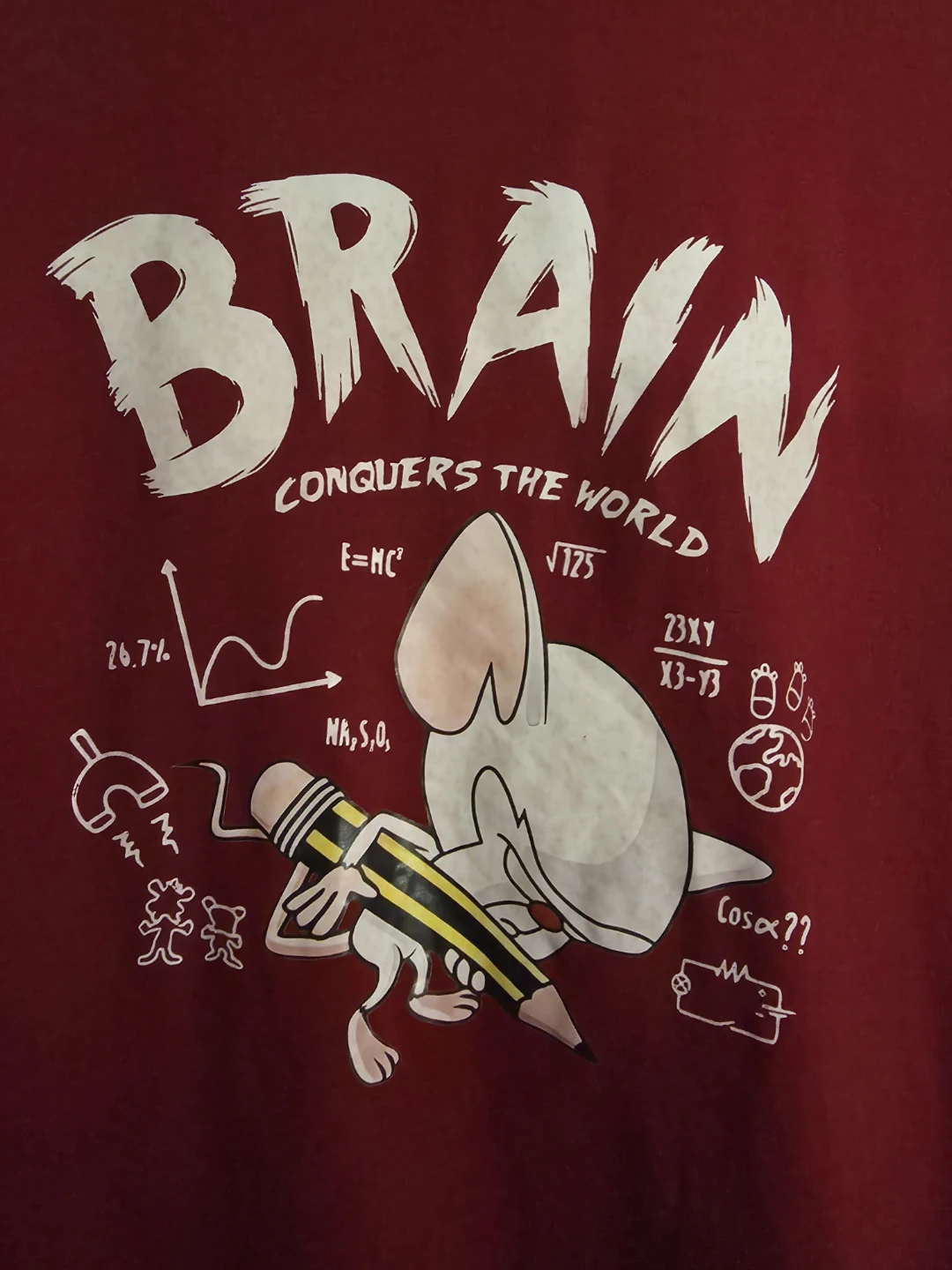 Maroon T-Shirt with 'Brain Conquers the World' Graphic - XL - photo 2