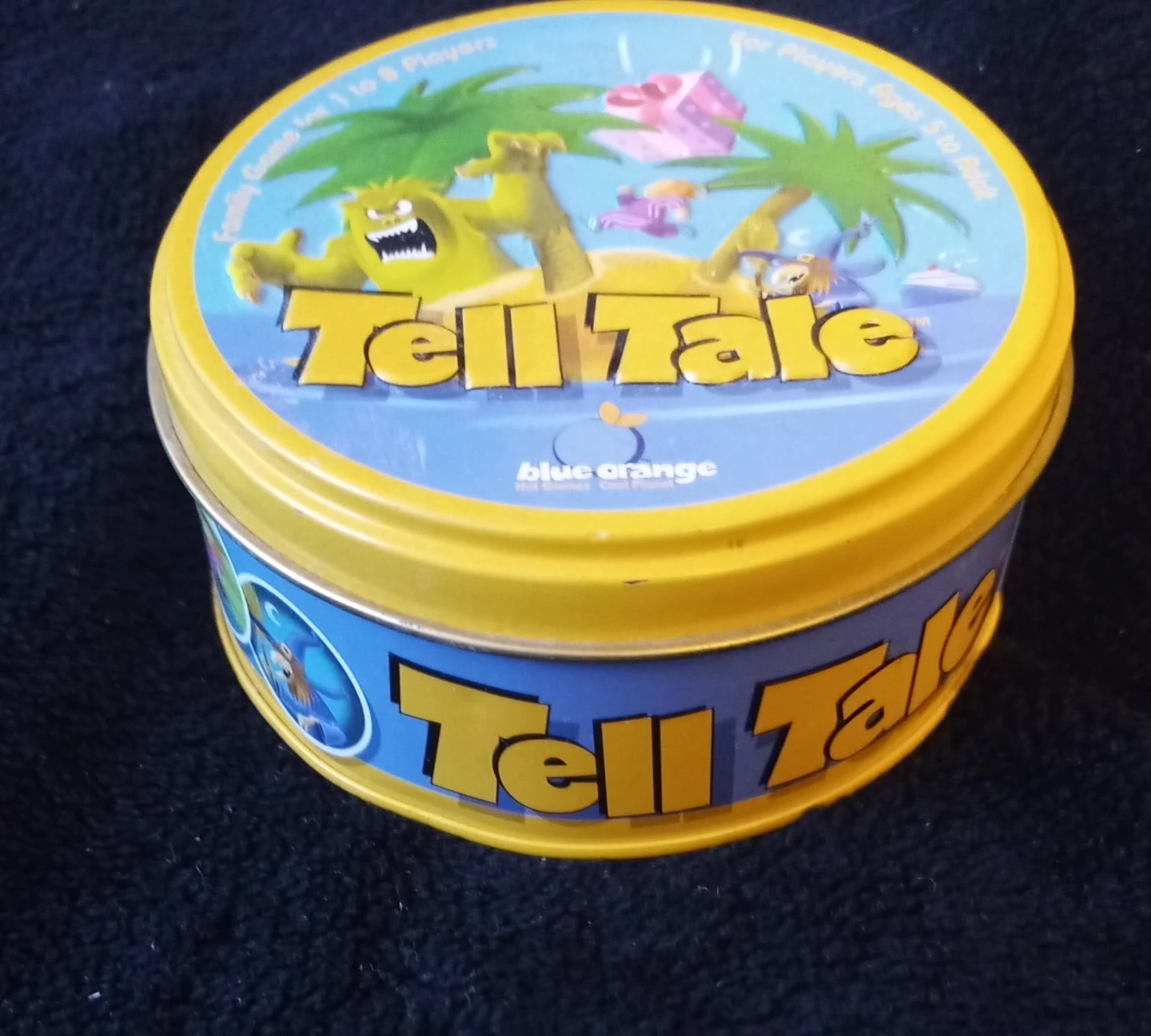 Tell Tale Family Game by Blue Orange