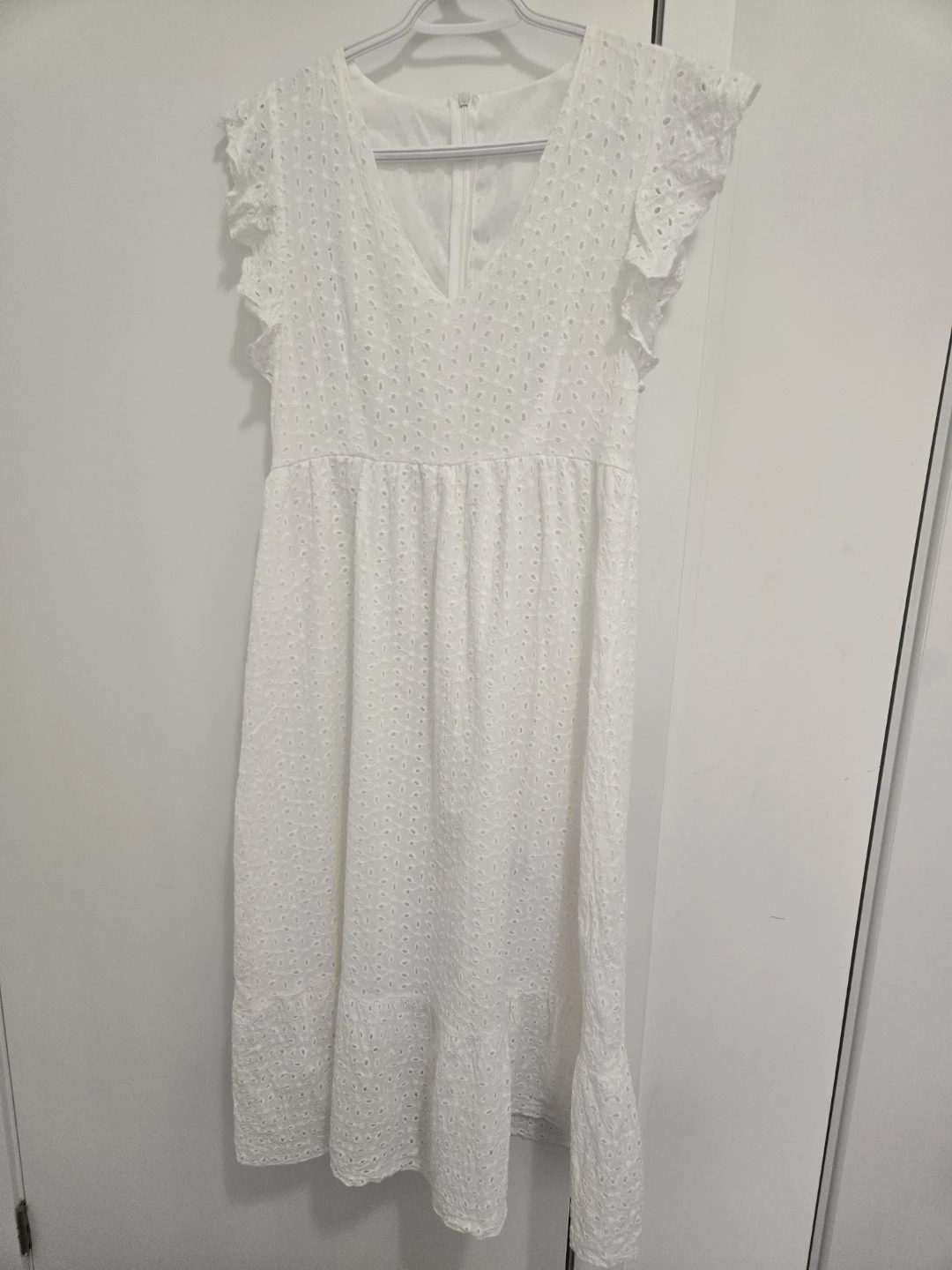 White Eyelet Ruffle Dress - photo 2