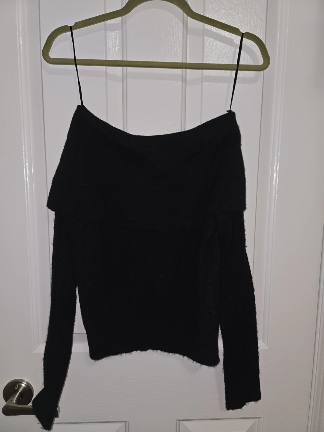 BRAND NEW Black Off-the-Shoulder Sweater - photo 2