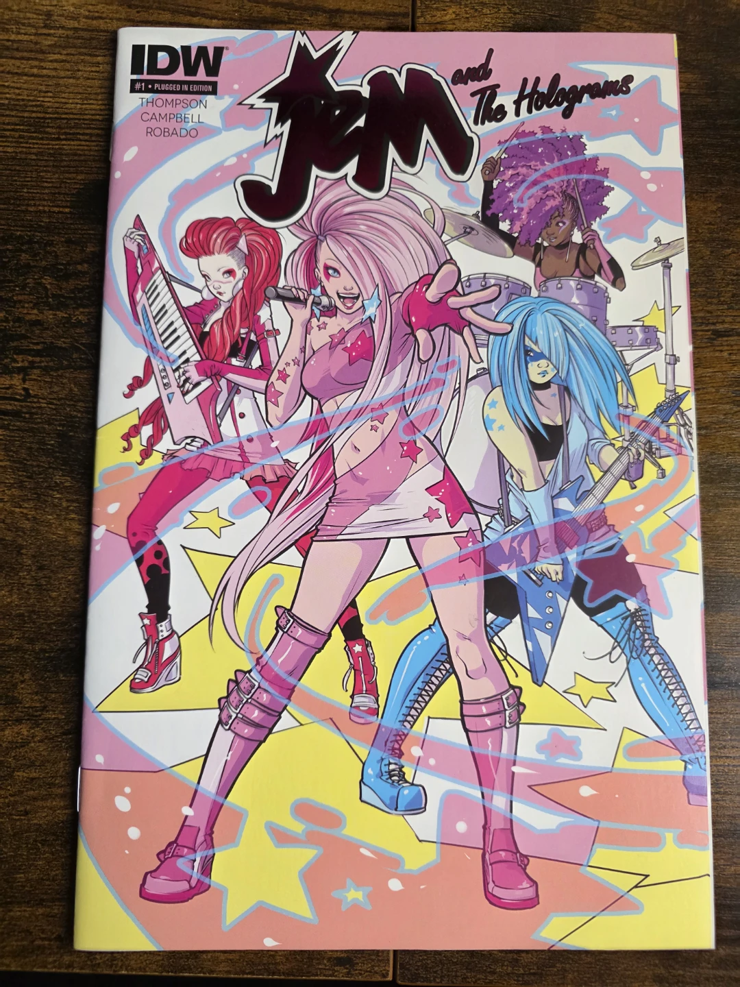 Jem and The Holograms #1 Plugged In Edition" (First Printing)