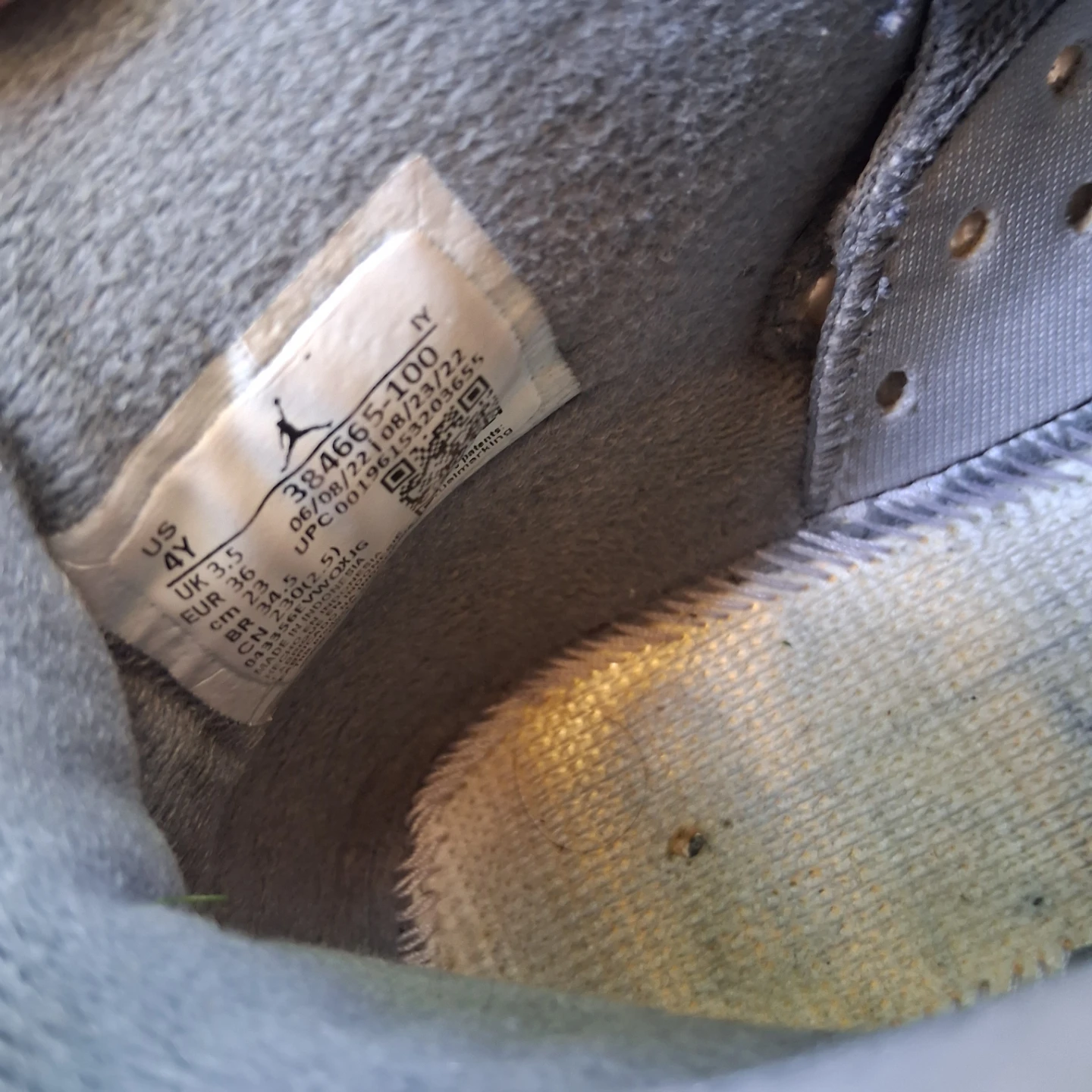 Jordan 6 Retro White Grey Sneakers - photo 5