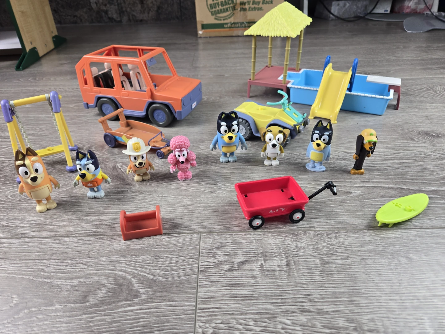 Bluey toy lot - photo 2