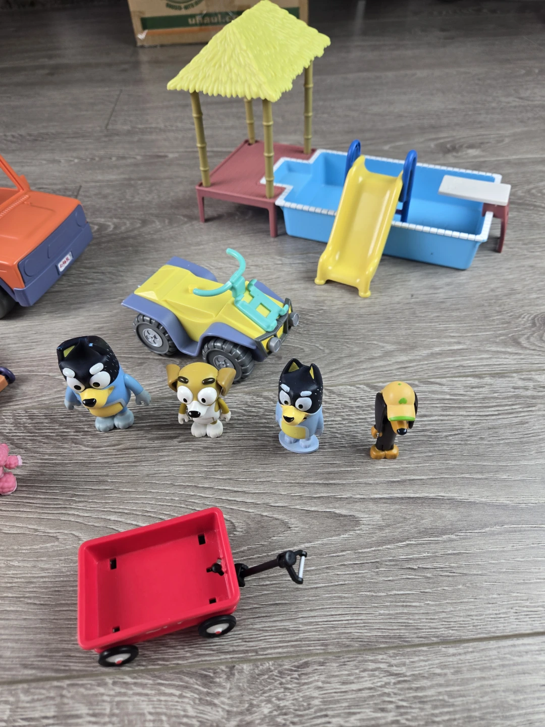 Bluey toy lot - photo 3