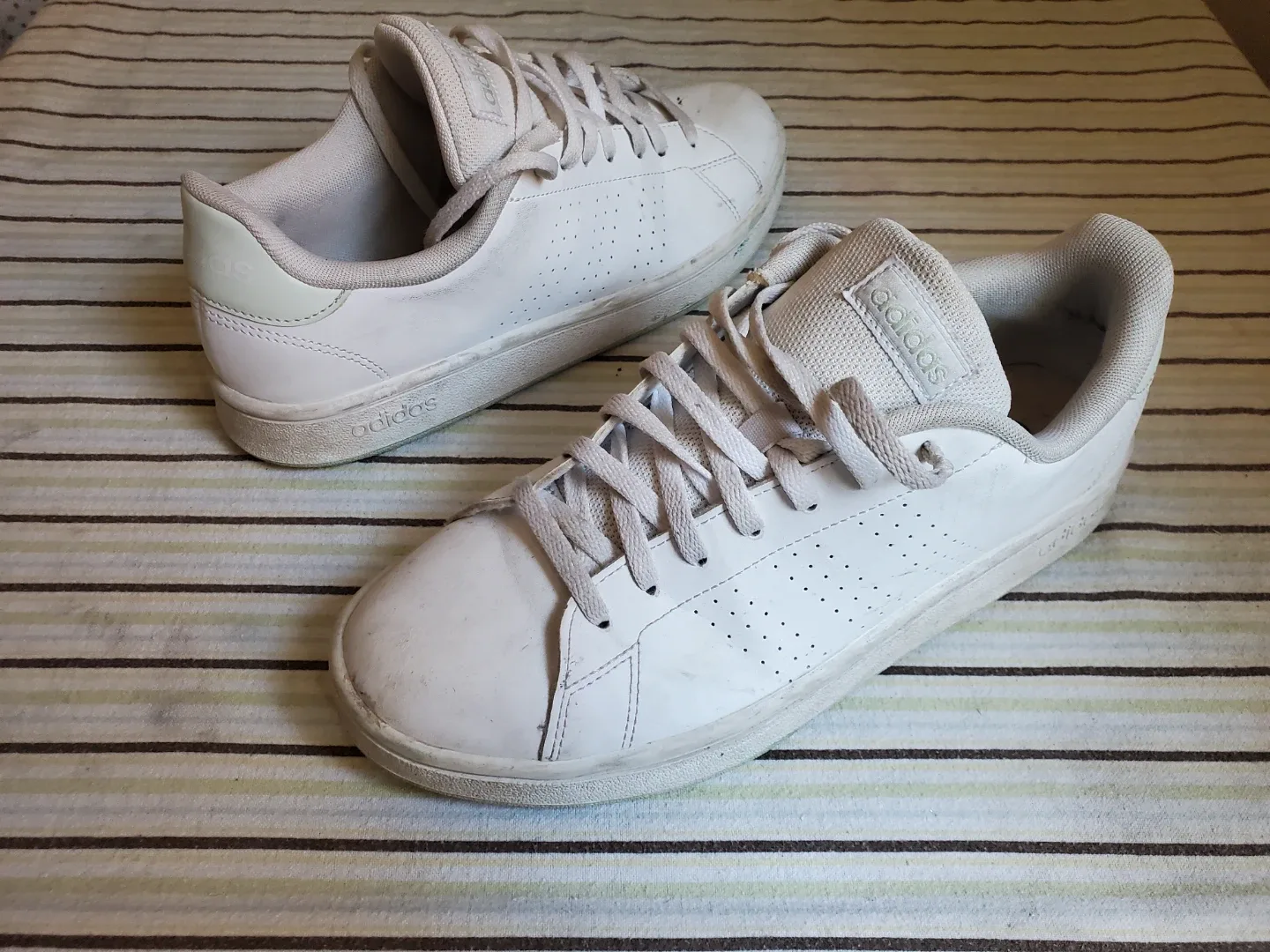 Adidas White Sneakers women size 8.5