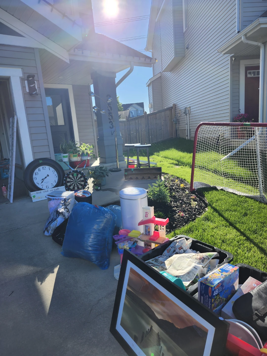 MOVING SALE CHAPPELLE GARDENS - photo 4