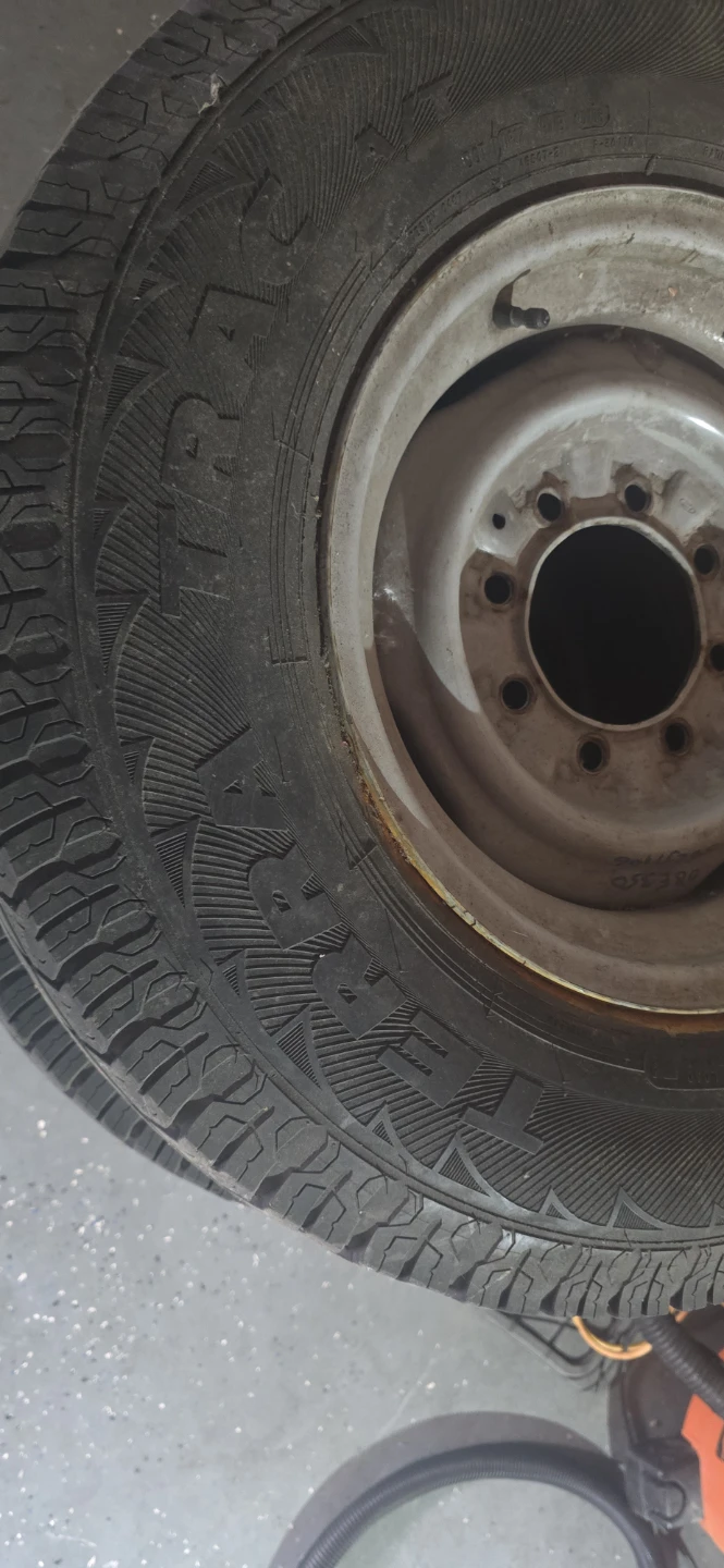 Tires for sale - photo 3