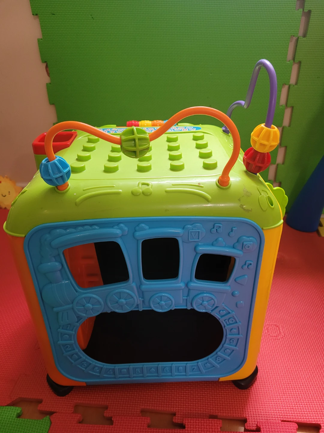 VTech Ultimate Alphabet Activity Cube - photo 3