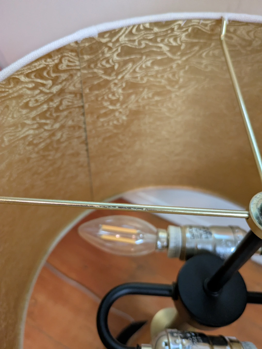 Table Lamp with Antique Gold Textured Shade - photo 4