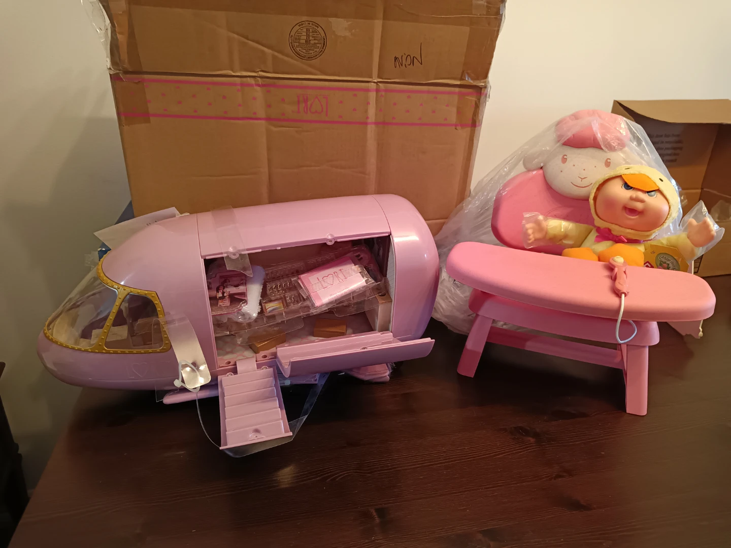 Cabbage Patch Kids Kid-Tastic Airplane Toy bundle
